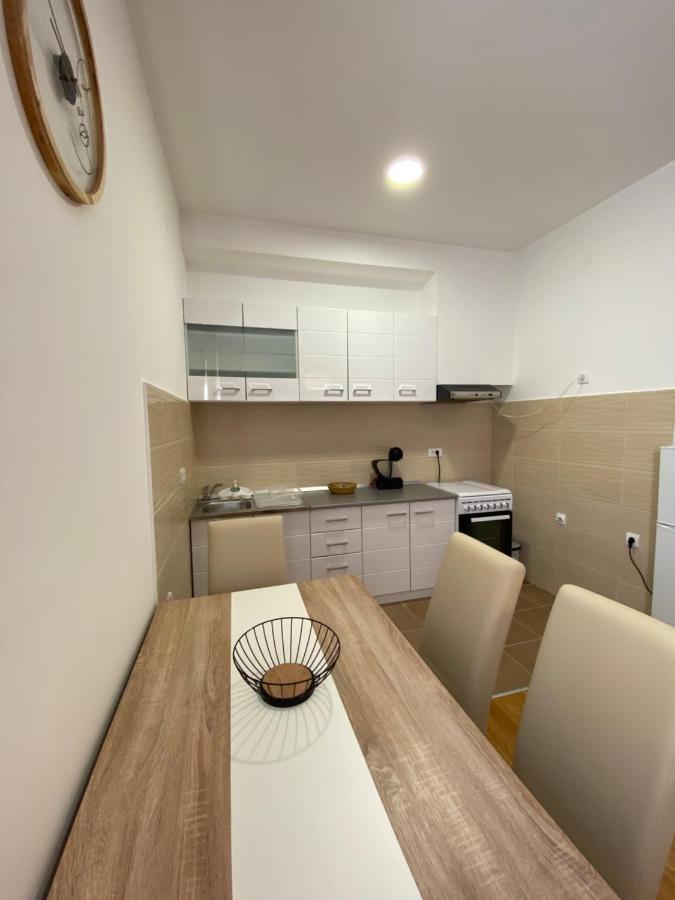 Apartman A&M ティヴァト エクステリア 写真